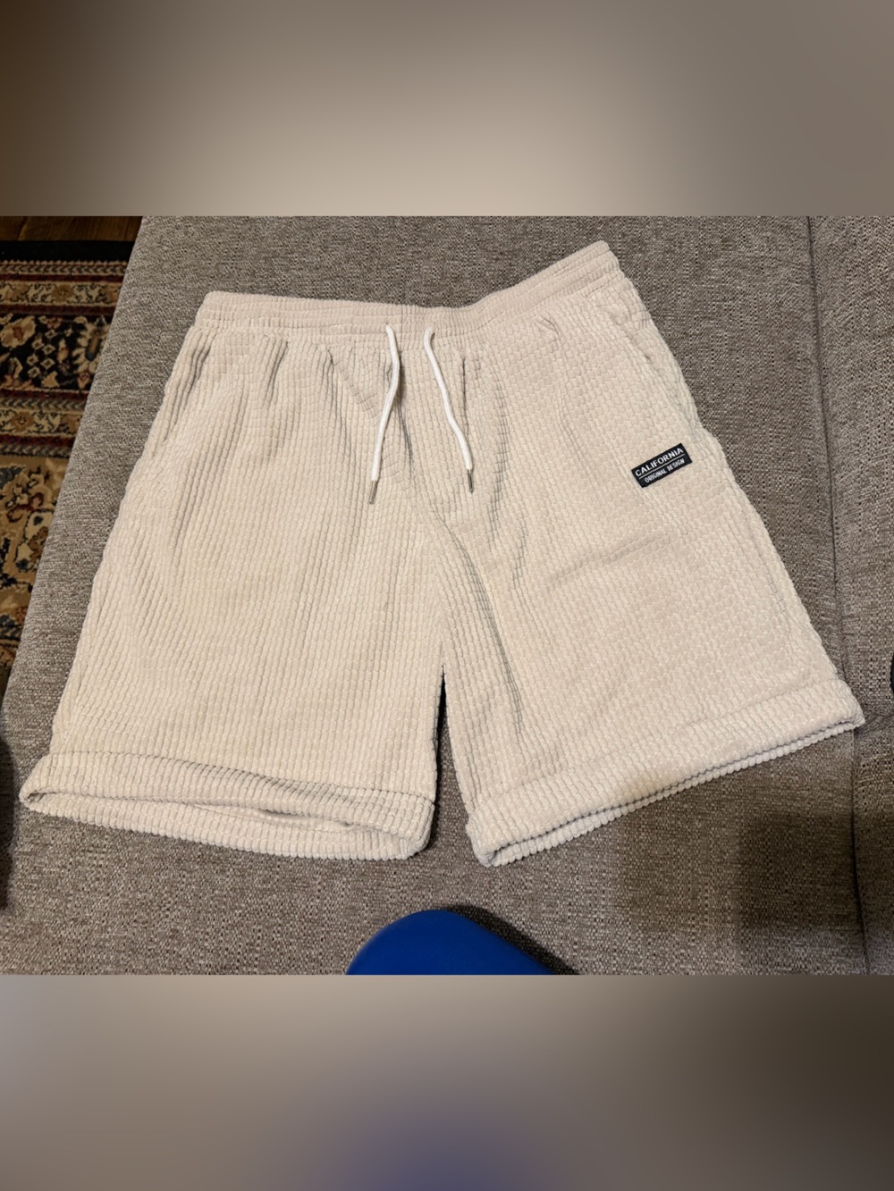 SHEIN Cream Knit Drawstring Men's Hybrid Shorts